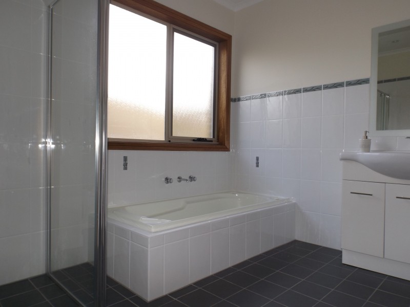 60B The Dress Circle, Tura Beach NSW 2548