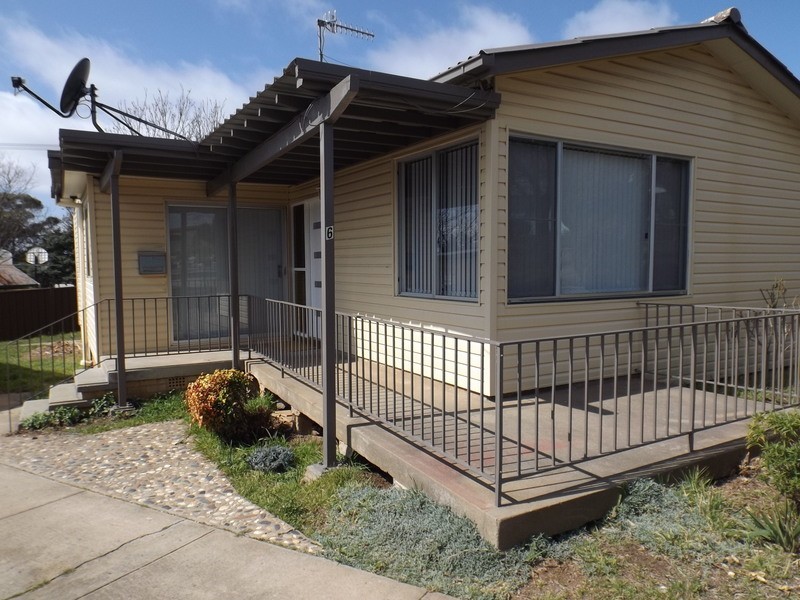 6 Wooran, Cooma NSW 2630