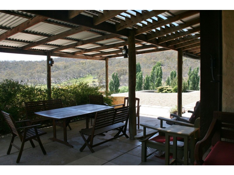 1137  Peak View Rd, Cooma NSW 2630