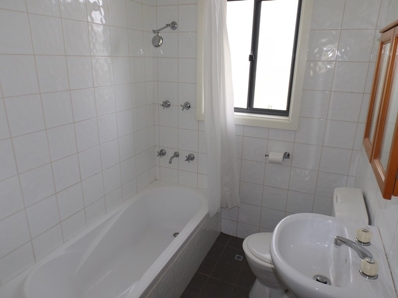 5 Bradley Street, Cooma NSW 2630