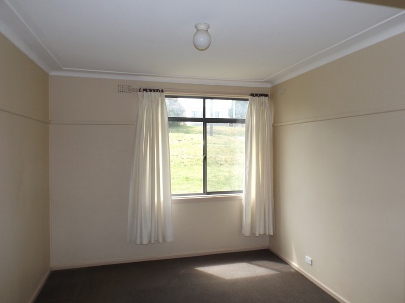 5 Bradley Street, Cooma NSW 2630