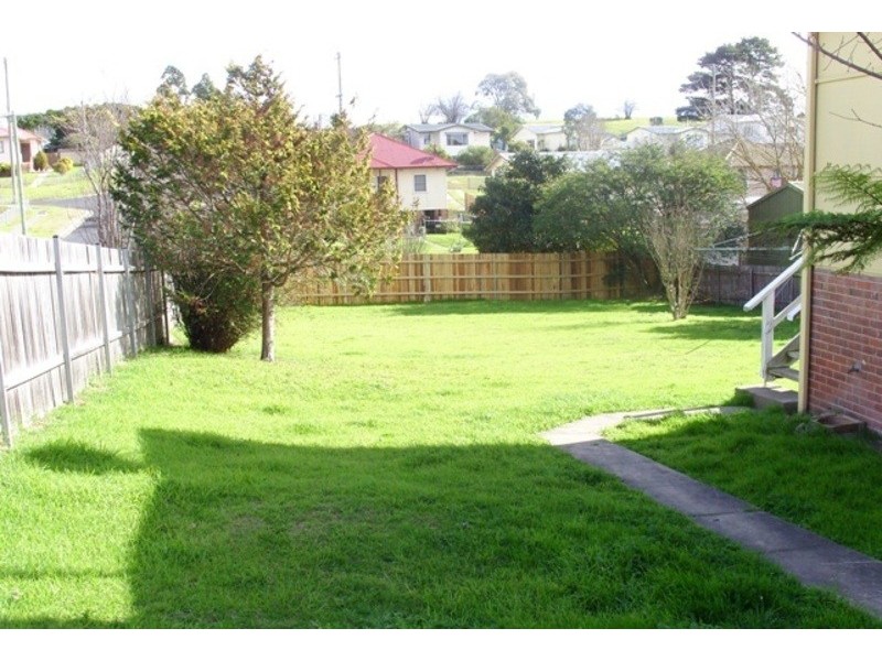 97 Ravenswood St, Bega NSW 2550