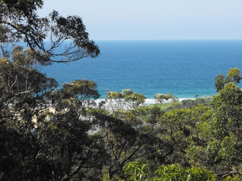 27     Lakeview Ave, Merimbula NSW 2548