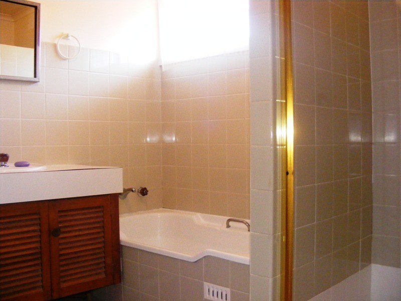 62 Ravenswood Street, Bega NSW 2550