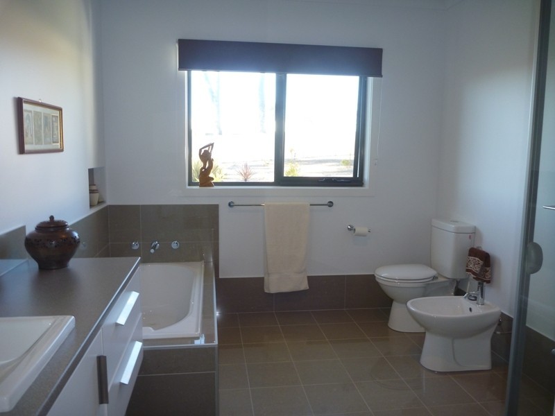 6 The Dress Circle, Tura Beach NSW 2548