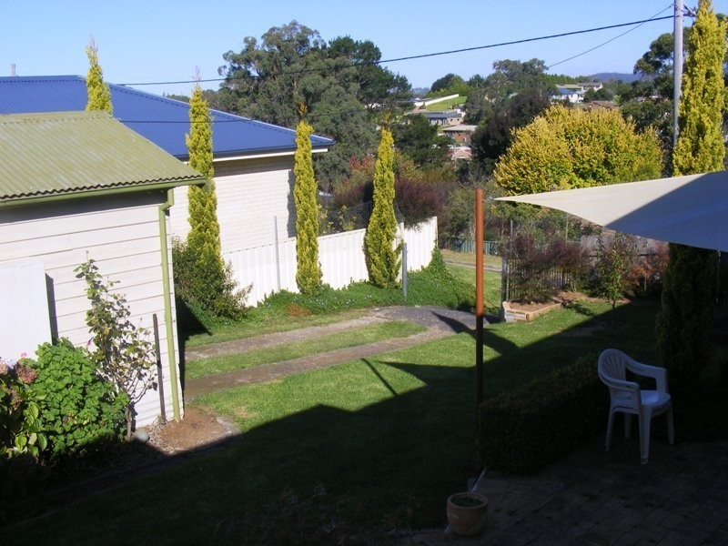 3  Cross Street, Bega NSW 2550