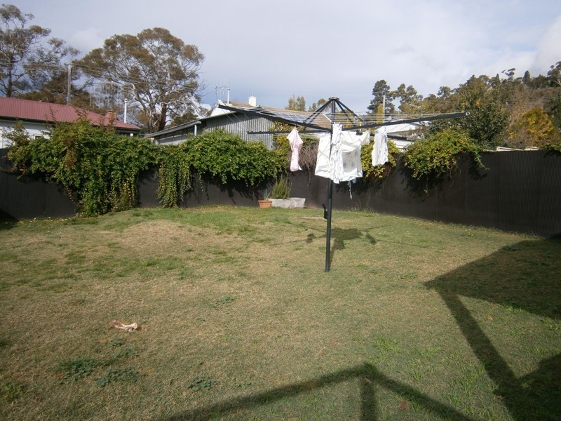 14 Buchan Pde, Cooma NSW 2630