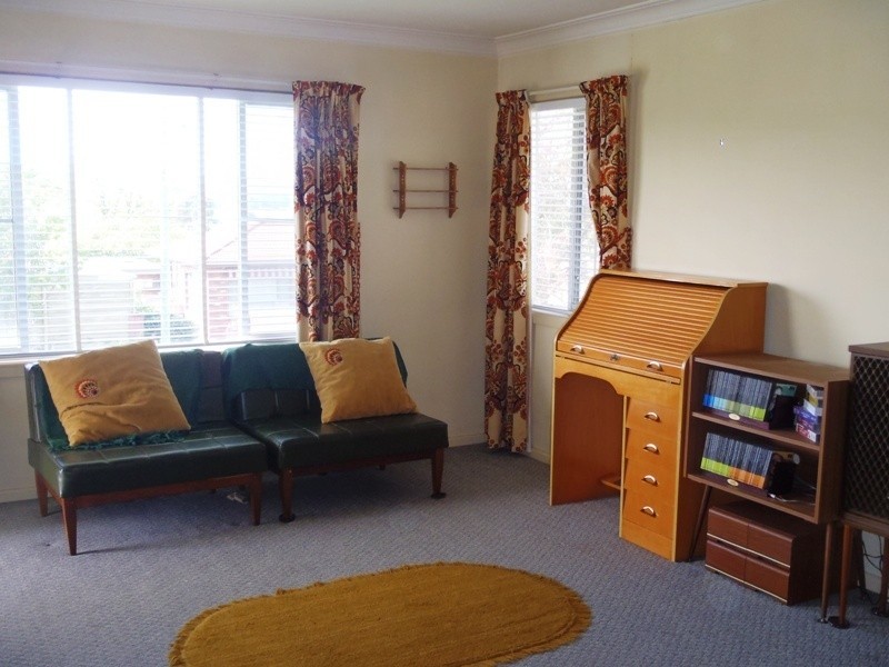 17 Gordon Street, Bega NSW 2550