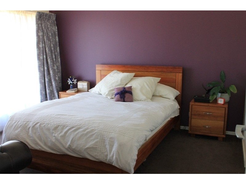 18a Elizabeth Parade, Tura Beach NSW 2548