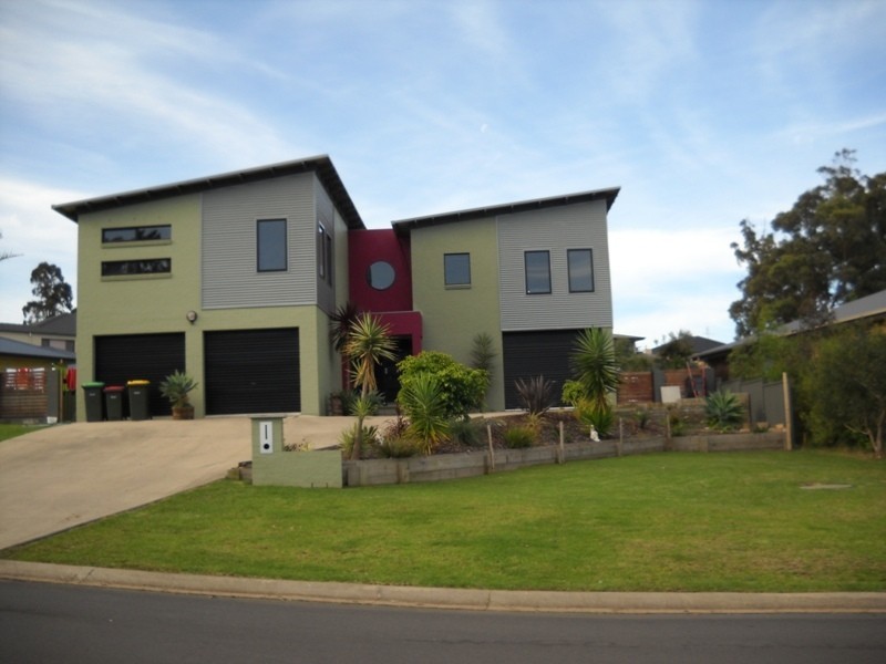 14 Kingfisher Crt, Eden NSW 2551