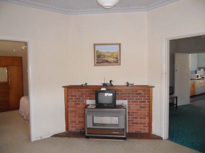 268 Sharp Street, Cooma NSW 2630