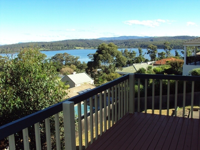 18 Lakewood Drive, Merimbula NSW 2548