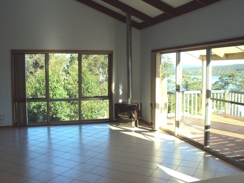 18 Lakewood Drive, Merimbula NSW 2548