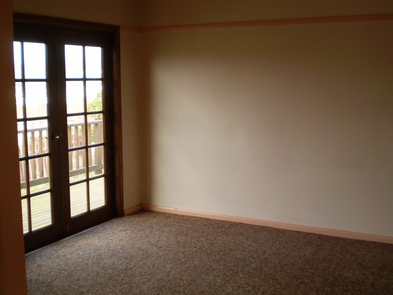 15 Bradley Street, Cooma NSW 2630