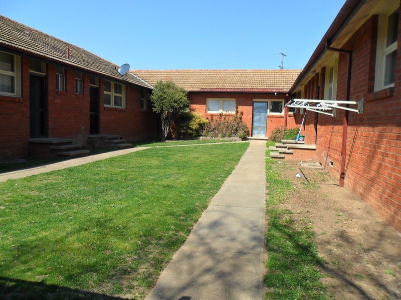 50/9 Yulin Ave, Cooma NSW 2630