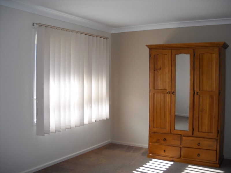 Unit 2/9-13  Lakeside Drive, Eden NSW 2551