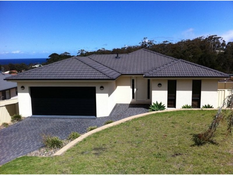 4d Elizabeth Parade, Tura Beach NSW 2548