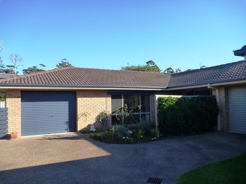 2/68 Headland Drive, Tura Beach NSW 2548