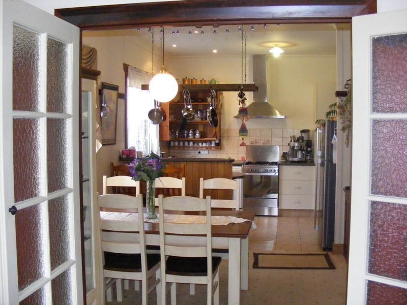 1 Gordon Street, Bega NSW 2550