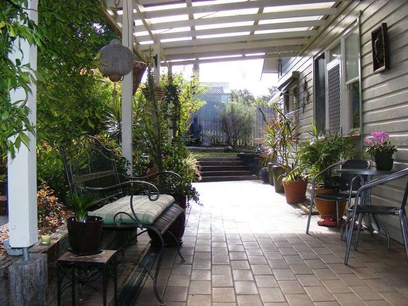 1 Gordon Street, Bega NSW 2550