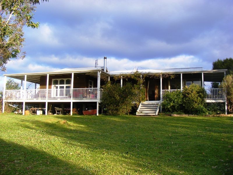 38 Springfield Rd, Kameruka NSW 2550