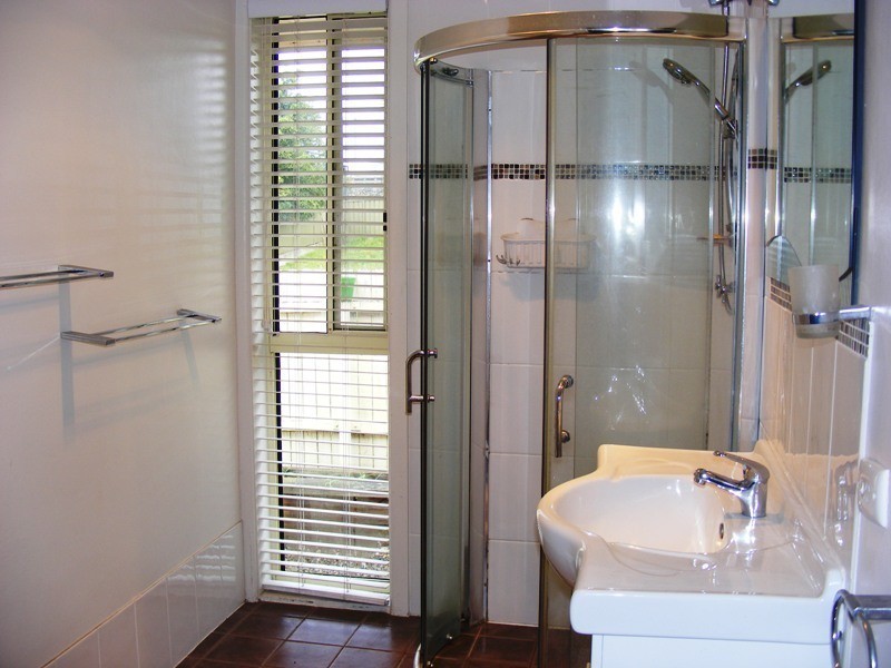 27 Prospect St, Bega NSW 2550