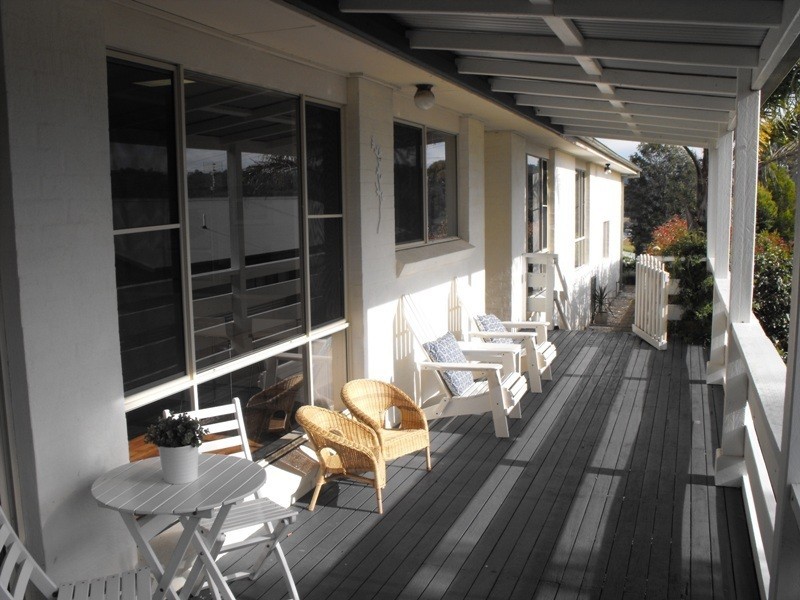 18 Lloyd Street, South Pambula NSW 2549