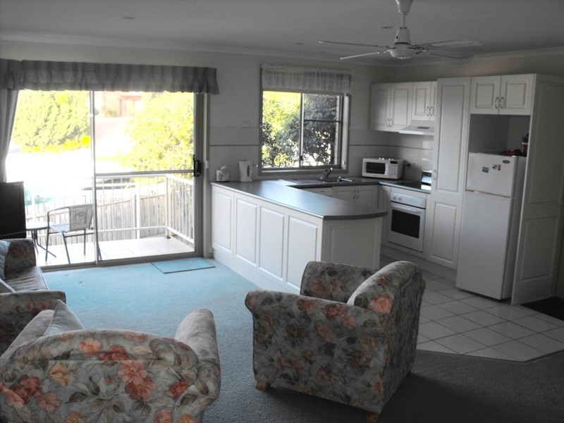 2/4 Reid Street, Merimbula NSW 2548