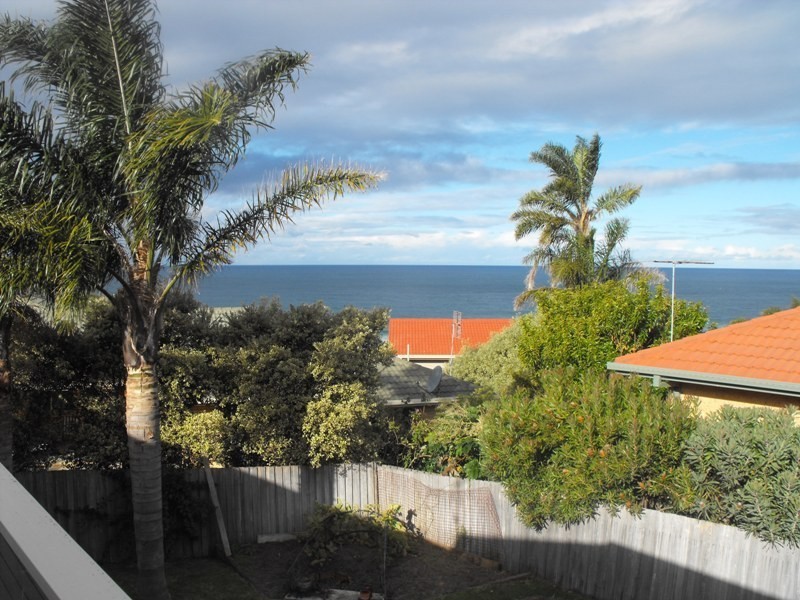 5 Beachview Court, Tura Beach NSW 2548