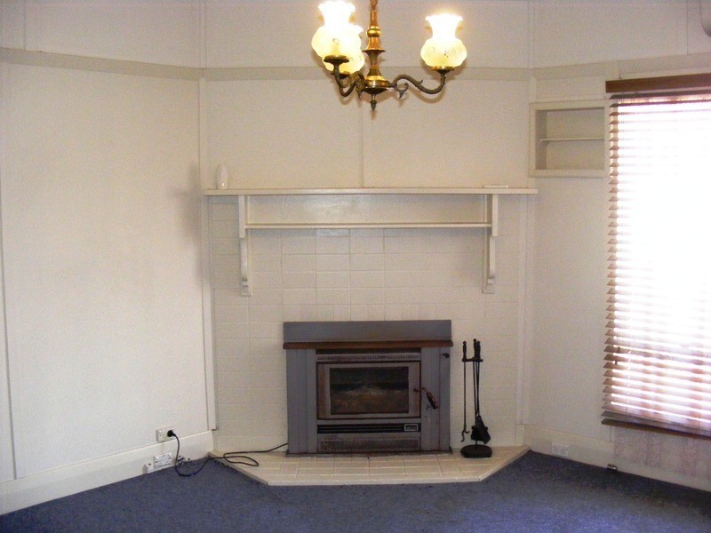 77  East Street, Bega NSW 2550