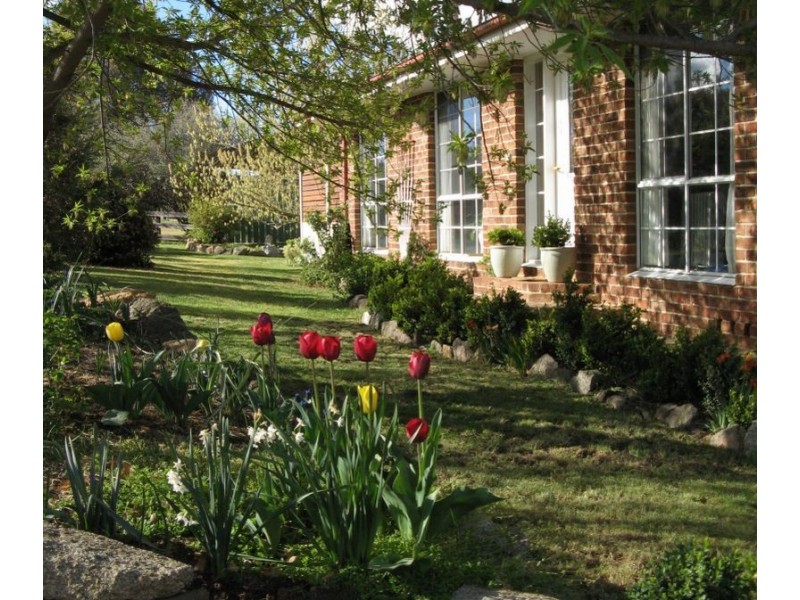 4 Kiparra Drive, Berridale NSW 2628