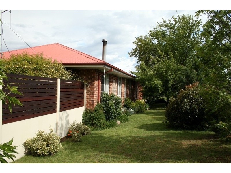 4 Kiparra Drive, Berridale NSW 2628