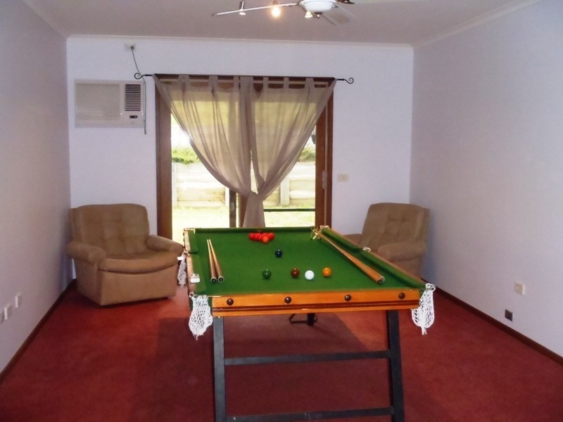 10 Ticehurst Close, Toothdale NSW 2550