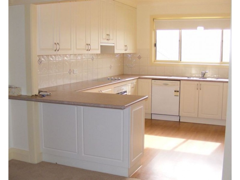 182  Auckland Street, Bega NSW 2550