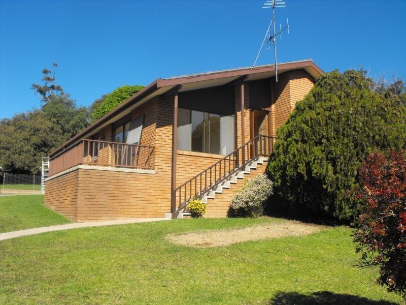 60 Kowara Crescent, Merimbula NSW 2548