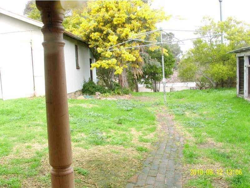 124 Upper St, Bega NSW 2550