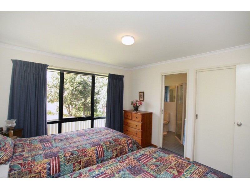 2/130 Pacific Way, Tura Beach NSW 2548