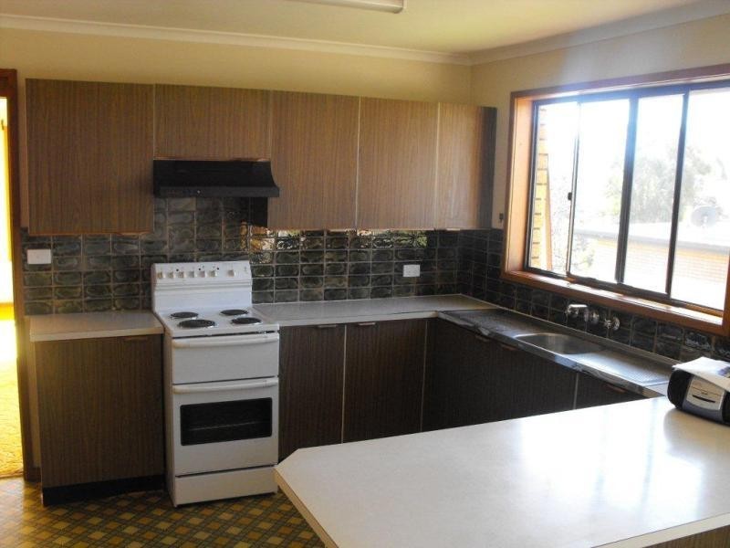 60 Kowara Crescent, Merimbula NSW 2548