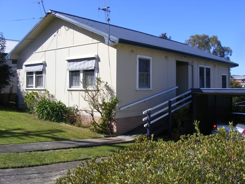 28 Meringo Street, Bega NSW 2550