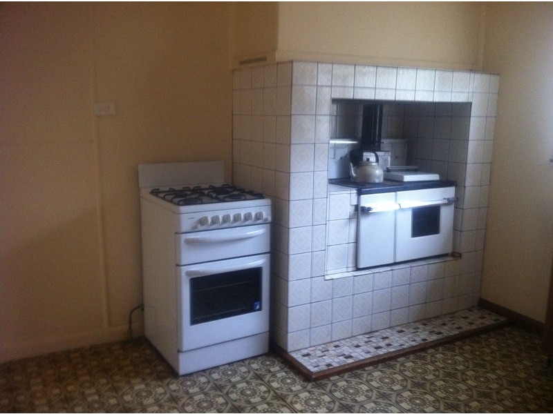 42 Mercy St, Bombala NSW 2632