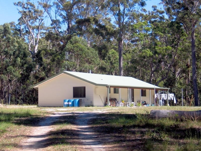 23 Penuca Rd, Wallagoot NSW 2550