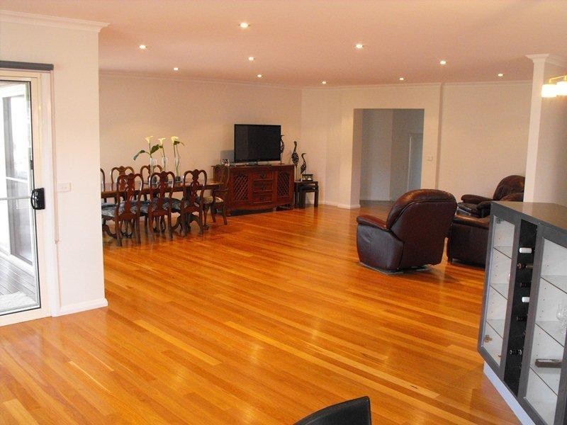 8 Whistler Close, Merimbula NSW 2548