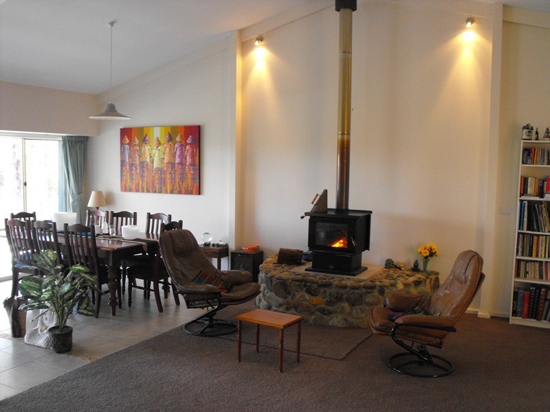 10 Ferntree Lane, Wallagoot NSW 2550