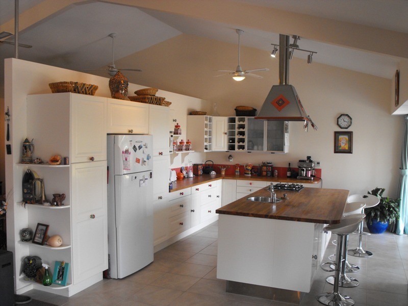 10 Ferntree Lane, Wallagoot NSW 2550