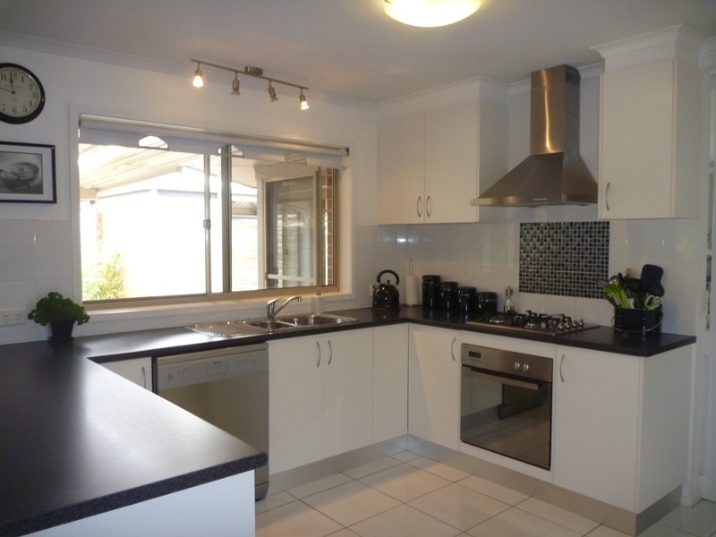 10 James Cook Court, Tura Beach NSW 2548