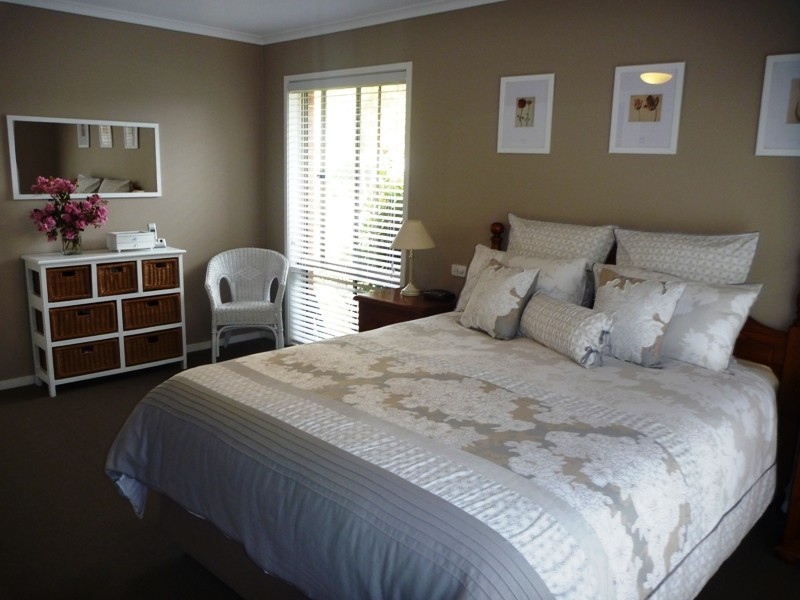 10 James Cook Court, Tura Beach NSW 2548