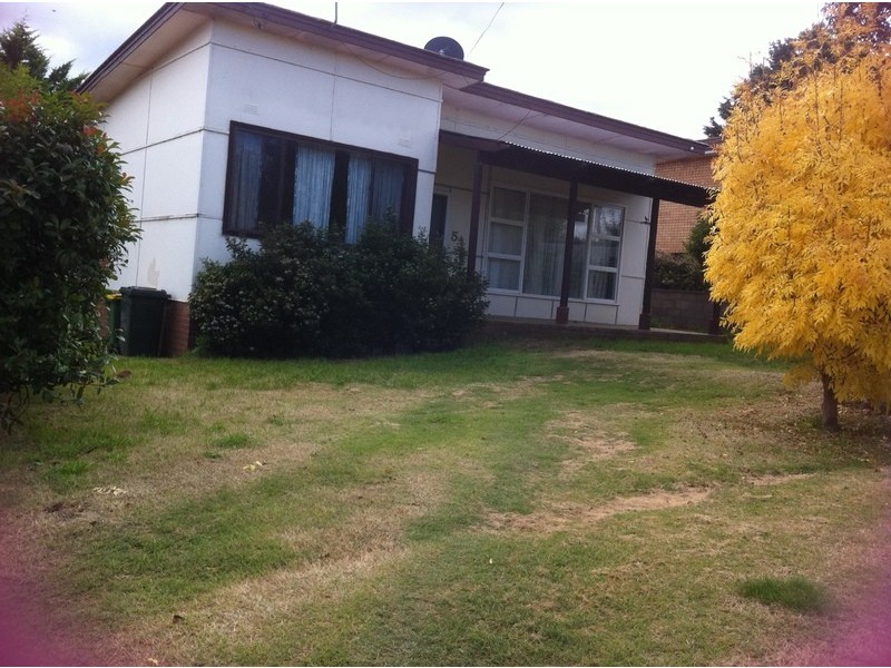 5 Campbell St, Cooma NSW 2630