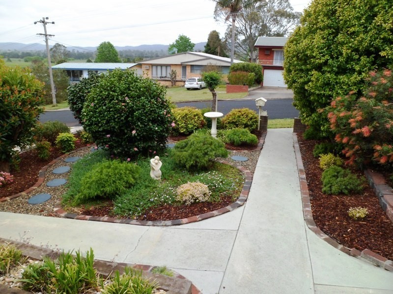 15 Glebe Ave, Bega NSW 2550