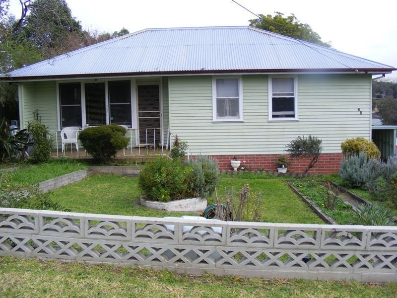33 Glebe Ave, Bega NSW 2550