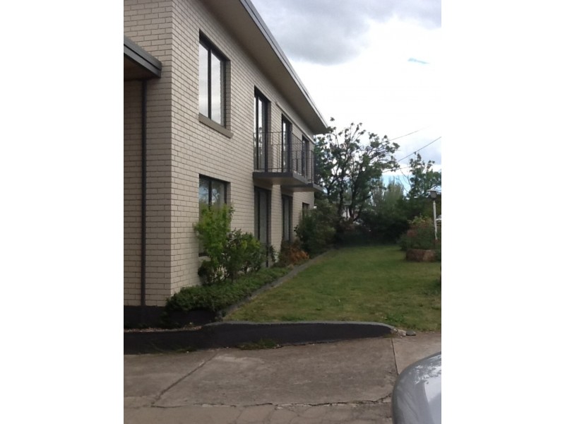 6/34 Massie St, Cooma NSW 2630
